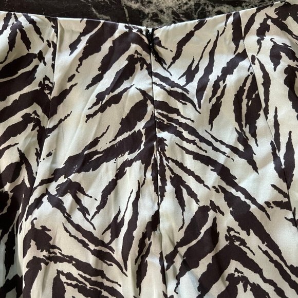 NWT WOMEN'S WAYF Altamont Tiger Print A-Line Midi Skirt SIZE S $89 - Picture 5 of 8